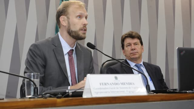 Fernando Mendes, coordenador-geral do Vigiagro, discursa em comissão do Senado sobre vigilância agropecuária internacional