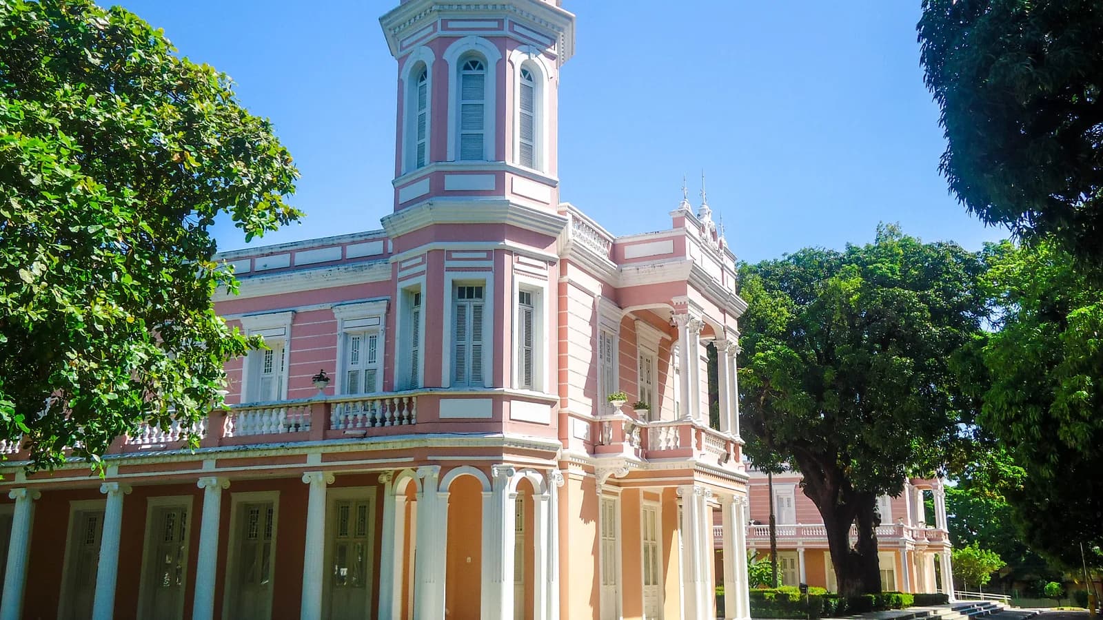 Prédio histórico da Universidade Federal do Ceará em Fortaleza