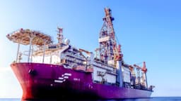 Navio-sonda de perfuração usado pela Petrobras em operações no mar (foto de arquivo)