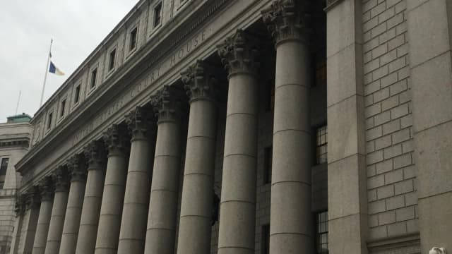 Fachada do Tribunal Distrital dos Estados Unidos em Manhattan, Nova York
