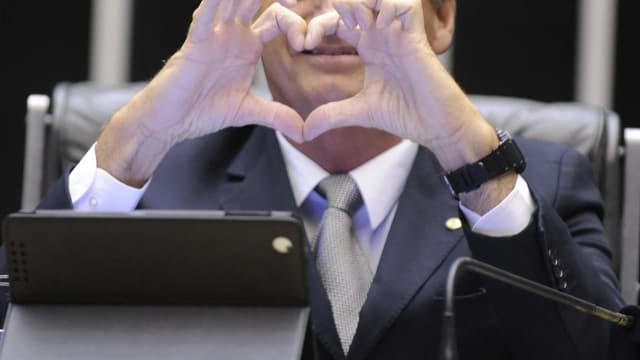 Jair Bolsonaro discursa em tribuna da Câmara dos Deputados