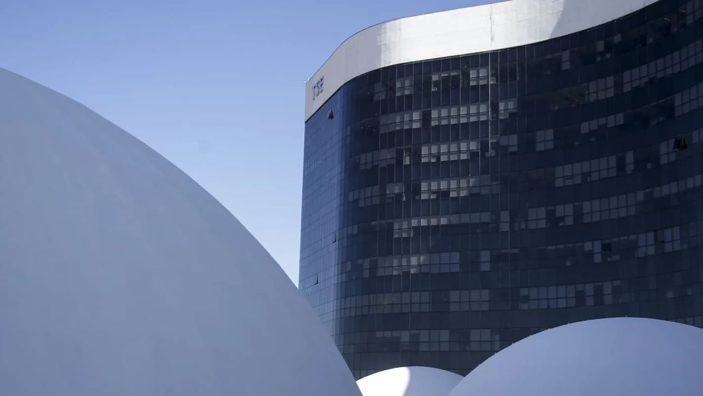 Fachada do prédio do Tribunal Superior Eleitoral (TSE) em Brasília