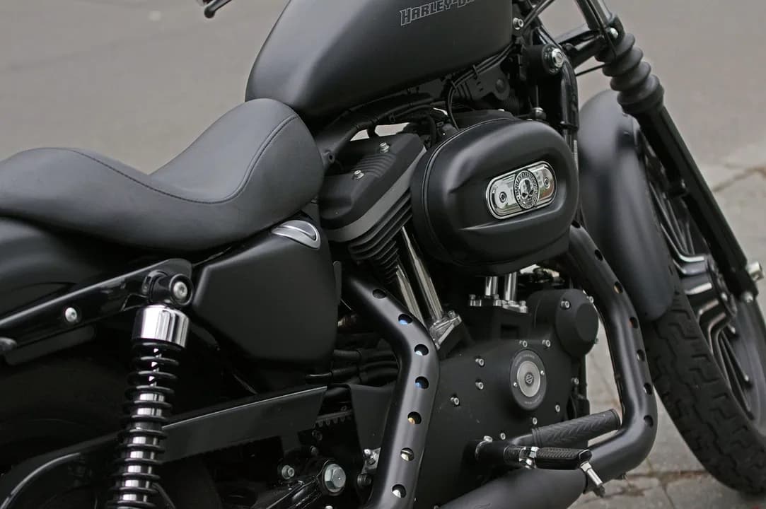 Imagem ilustrativa: vehicle, motorcycle, harley davidson, transport system, motorcycle engine, black, matt varnish, harley davidson, harley davidson, harley davidson, harley davids