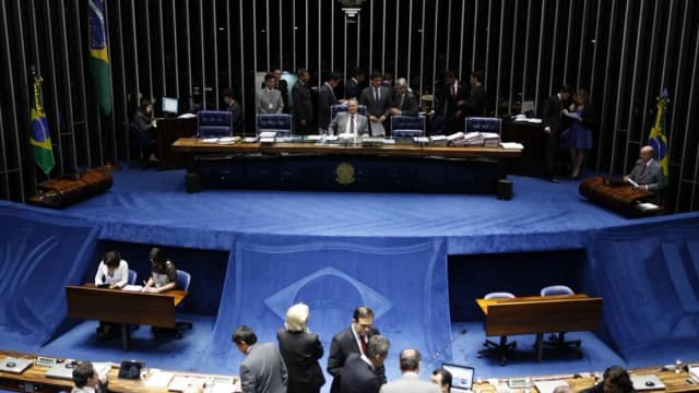Plenário do Senado Federal durante sessão, com senadores reunidos (foto de arquivo)