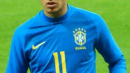 Philippe Coutinho concentrado com a camisa da seleção brasileira, em foto de arquivo
