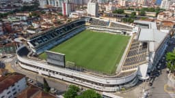 Vista aérea do Estádio Urbano Caldeira, a Vila Belmiro, em Santos