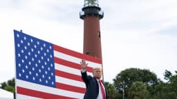 O presidente dos Estados Unidos, Donald Trump, durante viagem à Flórida (foto de arquivo)