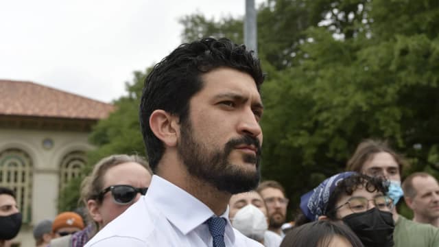O deputado democrata Greg Casar em evento público nos Estados Unidos