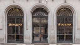 Fachada histórica da Bolsa de Valores de São Paulo (Bovespa), no centro da capital paulista