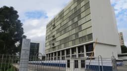 Fachada do prédio do Tribunal de Justiça do Paraná, em Curitiba