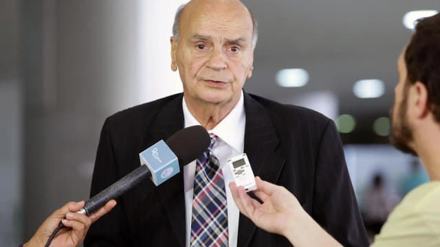 Drauzio Varella concede entrevista a jornalistas