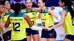 Seleção Brasileira de vôlei feminino comemora ponto em jogo da Liga das Nações (foto de arquivo)