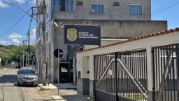 Fachada de delegacia da Polícia Civil de Minas Gerais
