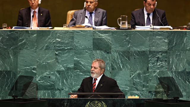 Lula discursa na tribuna da Assembleia Geral da ONU, em Nova York, em foto de arquivo