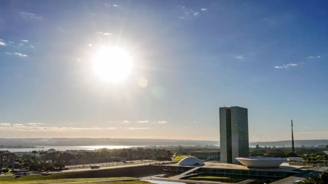 O Congresso Nacional, em Brasília, ao amanhecer