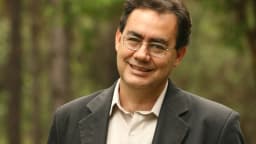 Augusto Cury, escritor e candidato à Presidência pelo Avante, em retrato