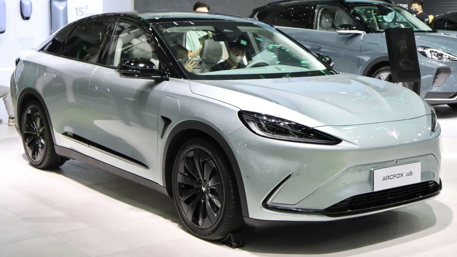 Carro elétrico Arcfox, modelo da marca BAIC (imagem de outro modelo Arcfox, não o T1)