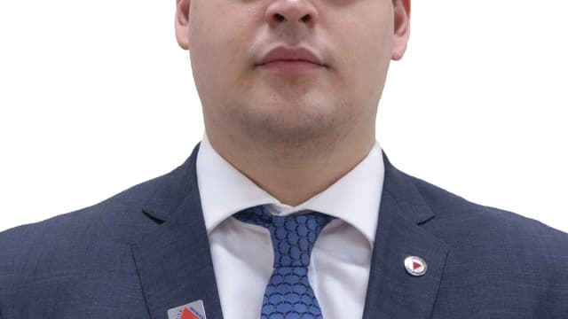 Retrato oficial do deputado estadual Bruno Engler, de terno azul-marinho