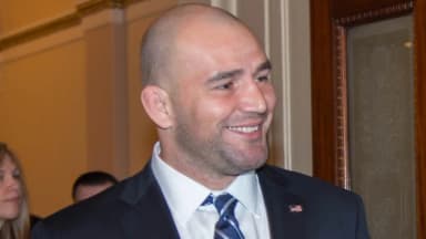 Glover Teixeira sorridente em evento nos Estados Unidos, foto de arquivo de 2014