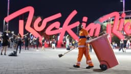Movimento de público na Cidade do Rock em edição anterior do Rock in Rio (foto de arquivo, março de 2026)