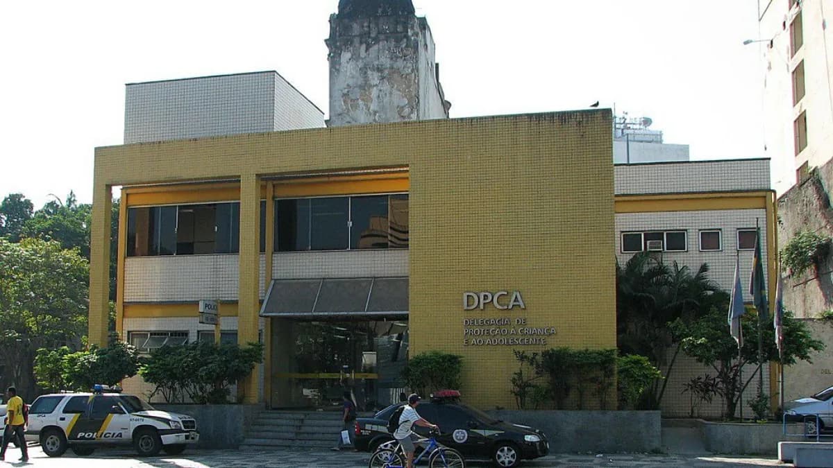 Fachada de delegacia da Polícia Civil (foto de arquivo, ilustrativa)