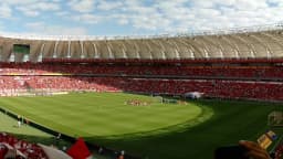 Torcida do Internacional lotando as arquibancadas do estádio Beira-Rio, em Porto Alegre