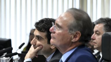 Gabriel Galípolo em audiência da Comissão de Assuntos Econômicos do Senado