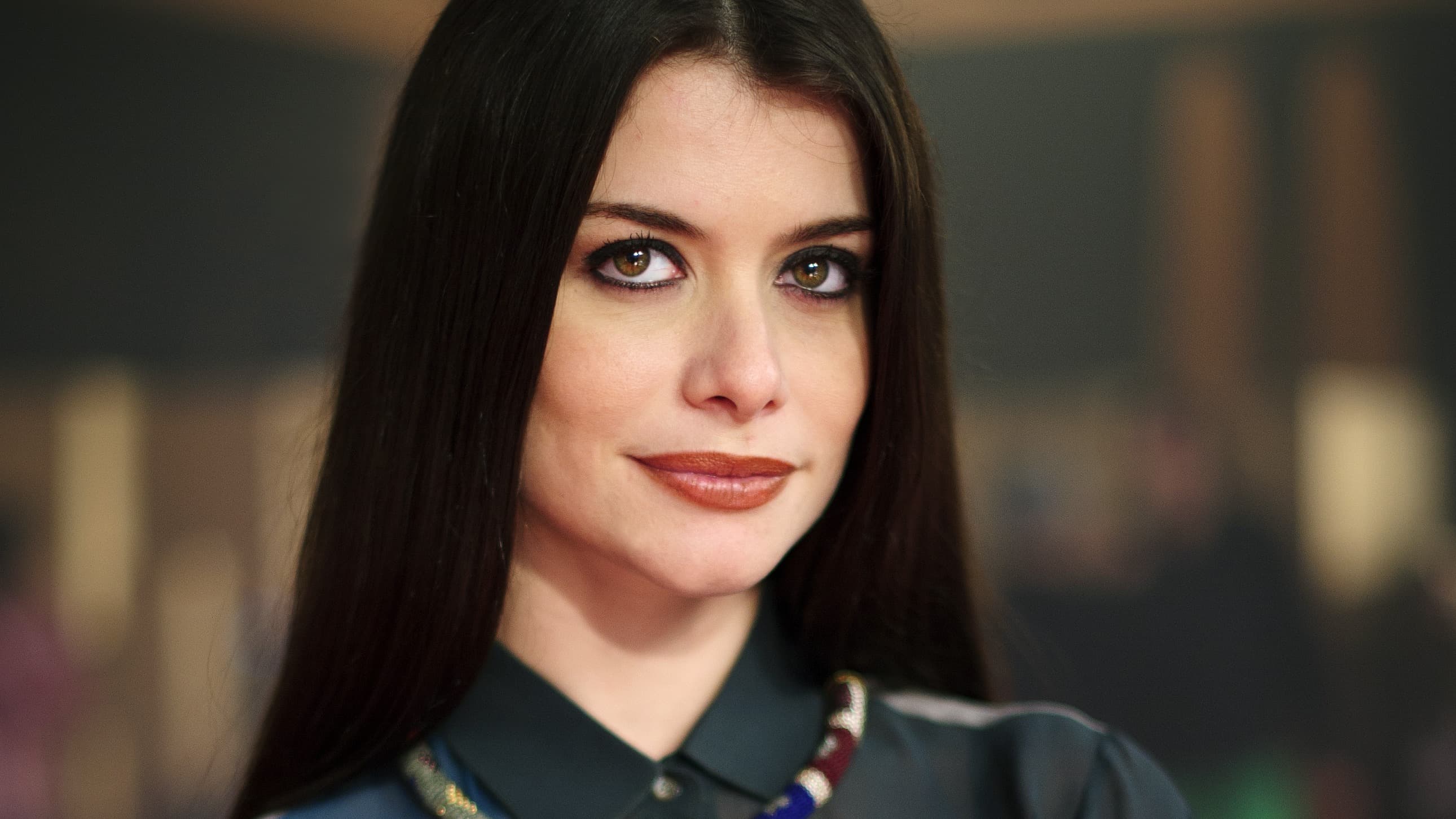 Retrato da atriz Alinne Moraes, do elenco da novela 'Por Você' (foto de arquivo)