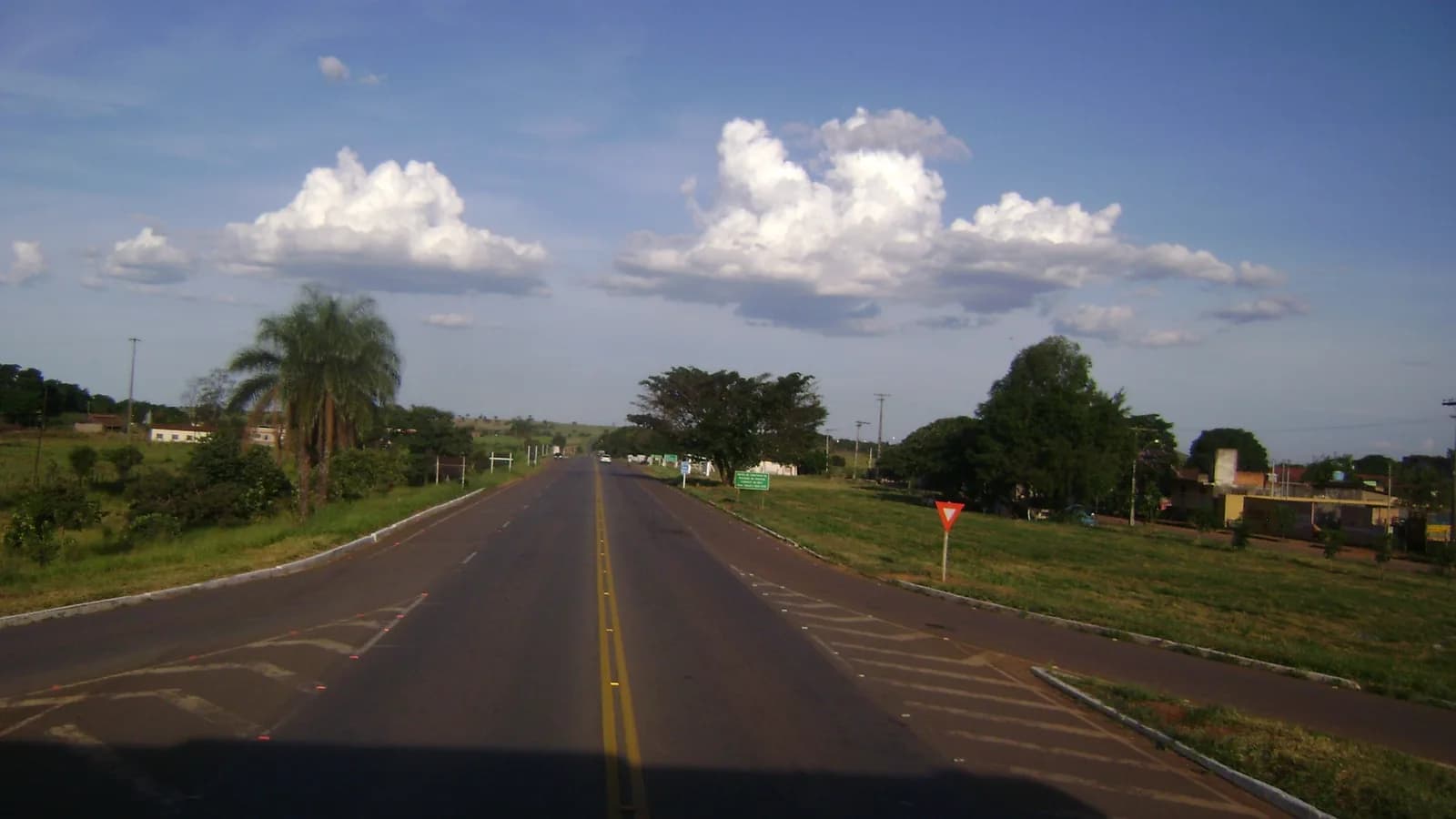 Trecho da rodovia BR-262, em Minas Gerais, ainda sem duplicação