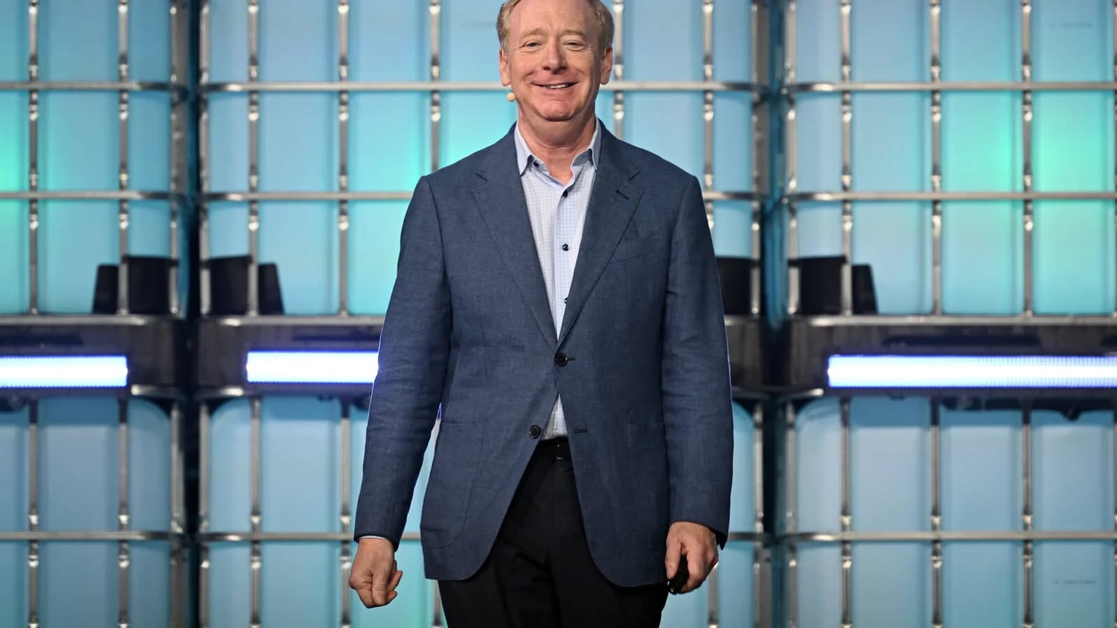 Brad Smith, presidente da Microsoft, em evento Web Summit