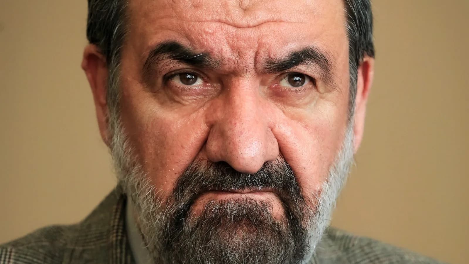 Mohsen Rezaei, secretário do Conselho Supremo de Segurança Nacional do Irã, em retrato oficial