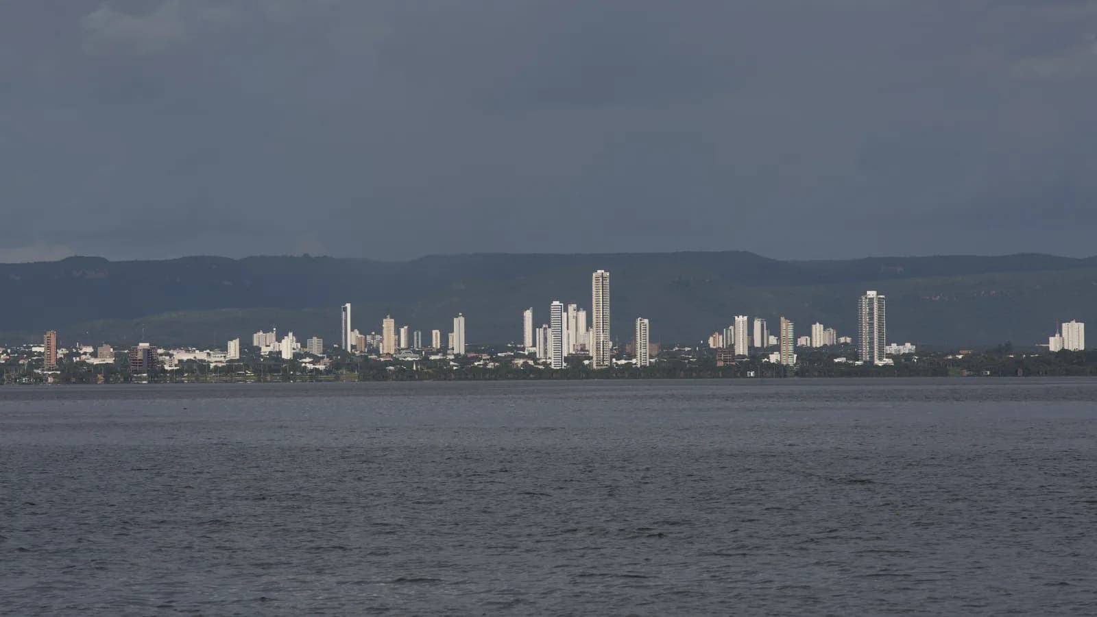 Vista da orla de Palmas, capital do Tocantins, onde a lista de boicote político circulou
