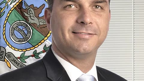 Retrato oficial do senador Flávio Bolsonaro (PL-RJ)
