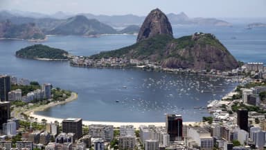 Vista aérea da enseada de Botafogo e do Pão de Açúcar, no Rio de Janeiro (foto de arquivo)