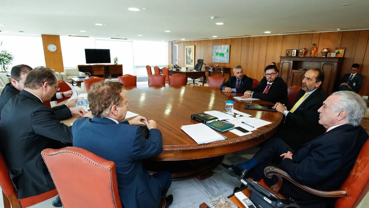 Alexandre Kalil, então prefeito de Belo Horizonte, em audiência com autoridades em 2017 (foto de arquivo)
