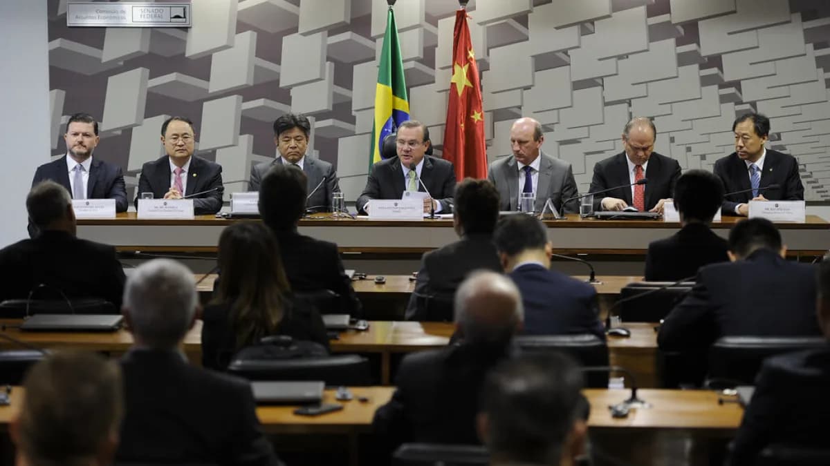 Reunião de frente parlamentar sobre logística com autoridades brasileiras e o embaixador da China no Brasil, foto de arquivo de 2018