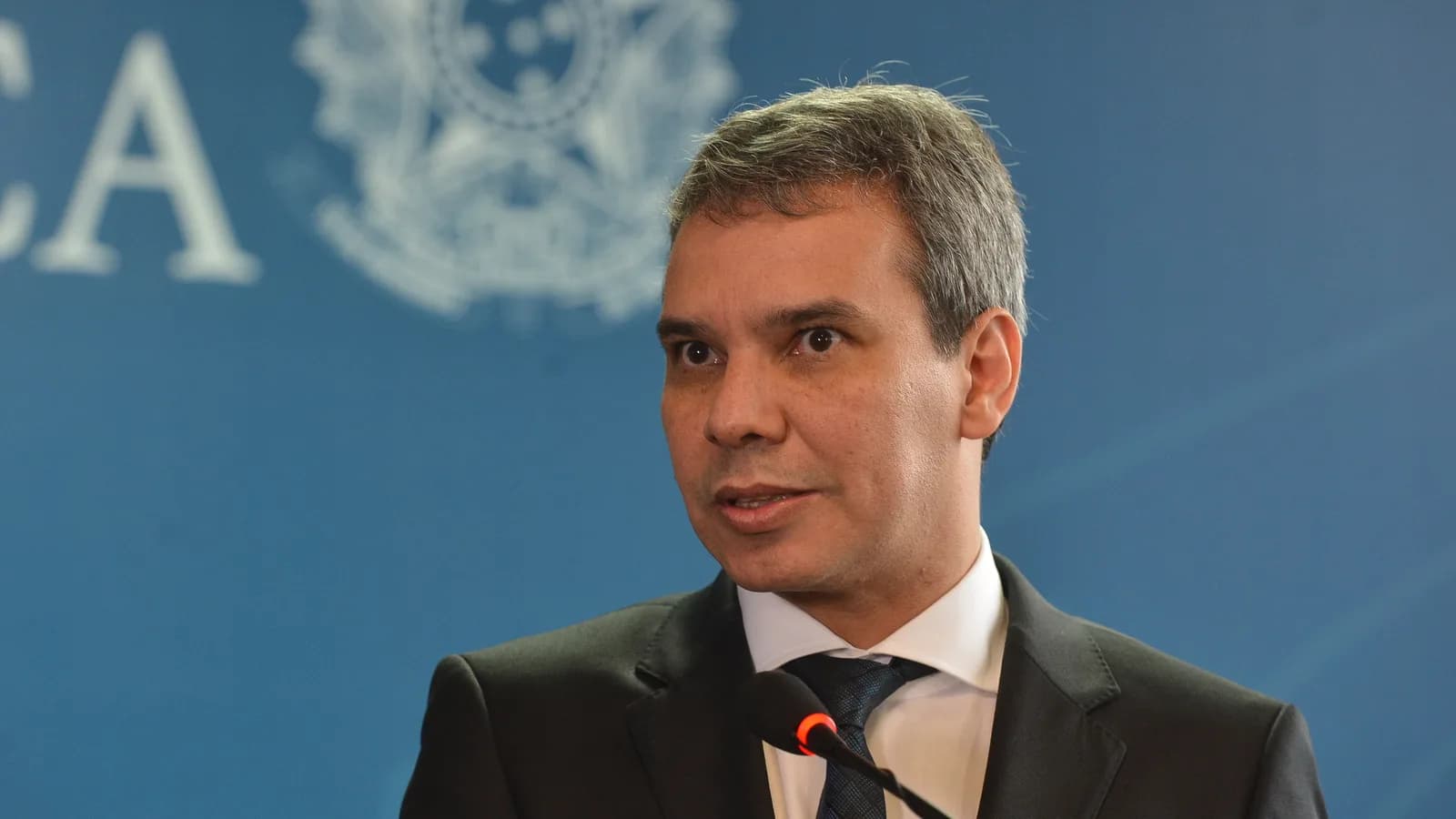 Ministro da Justiça e Segurança Pública, Wellington César Lima e Silva, fala ao microfone