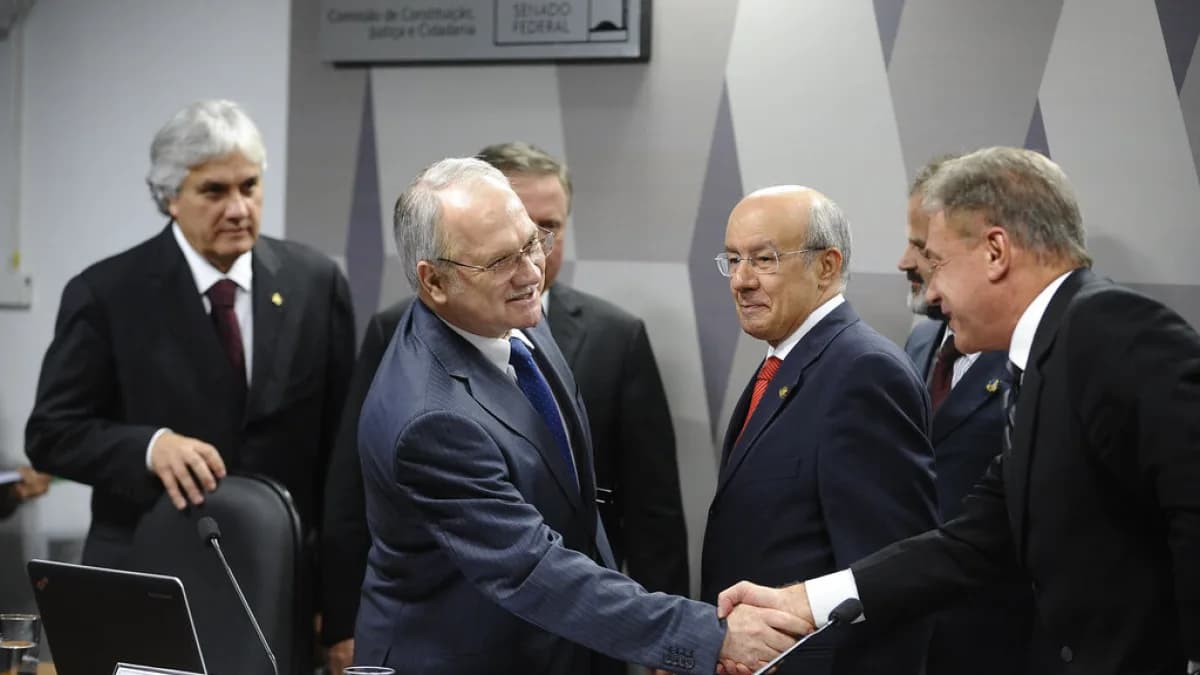O ministro Edson Fachin, presidente do STF, em audiência pública no Senado