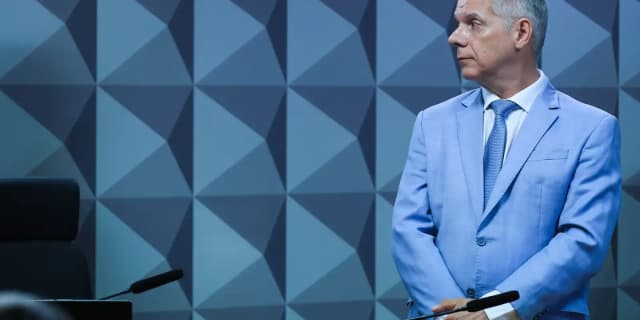 PF diz que ex-presidente do INSS recebia R$ 250 mil mensais de propina — Assuntos: Multimídia, INSS, Operação Sem Desconto, PF, Polícia Federal, Alessandro Stefanutto