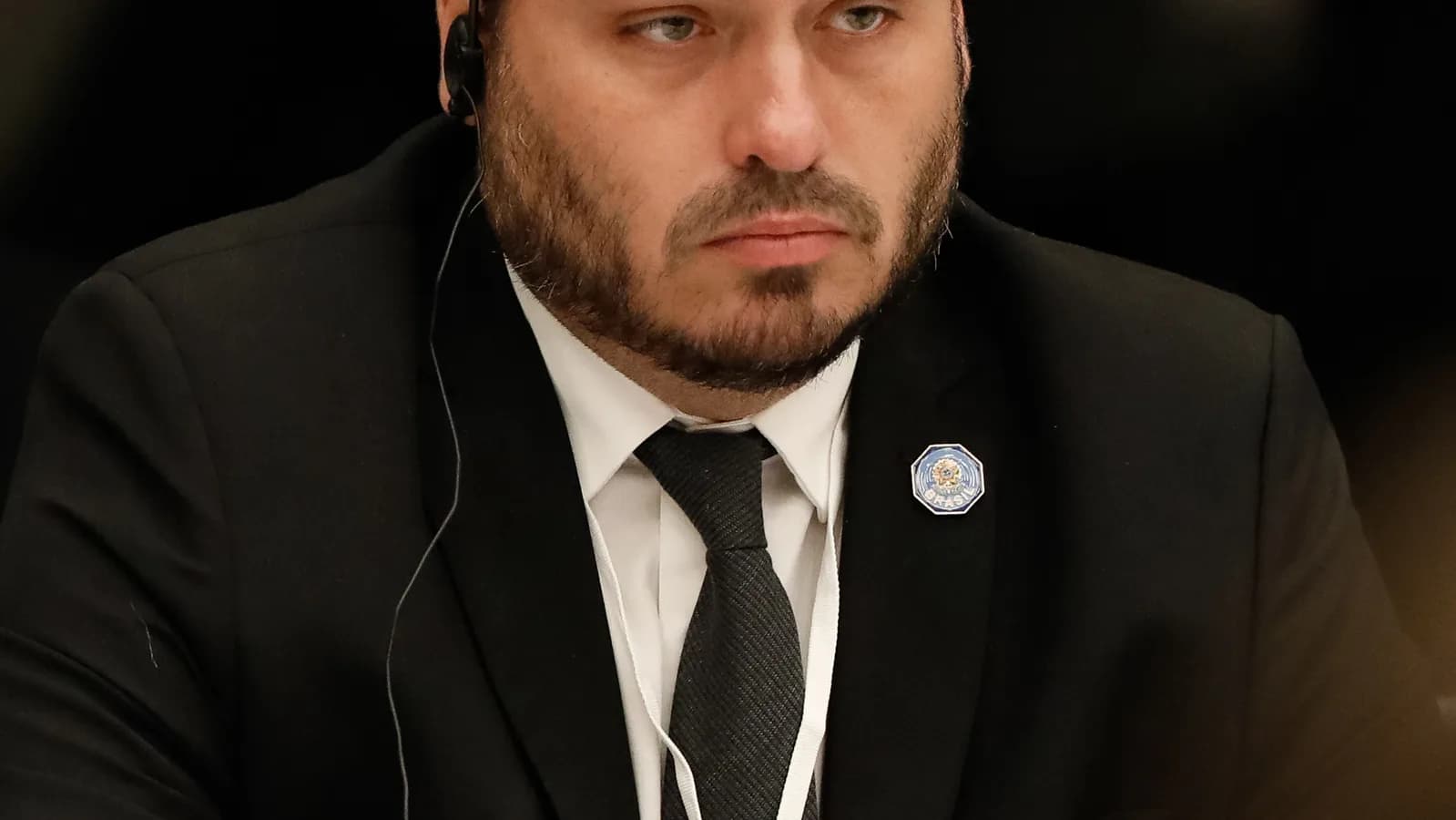 Carlos Bolsonaro durante evento oficial em 2022