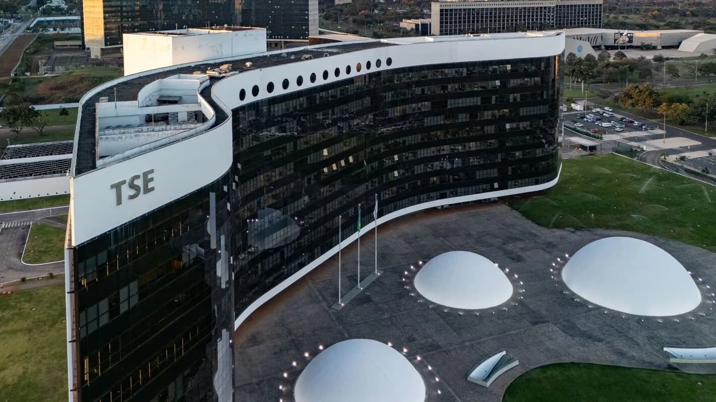 Sede do Tribunal Superior Eleitoral (TSE) em Brasília, vista aérea