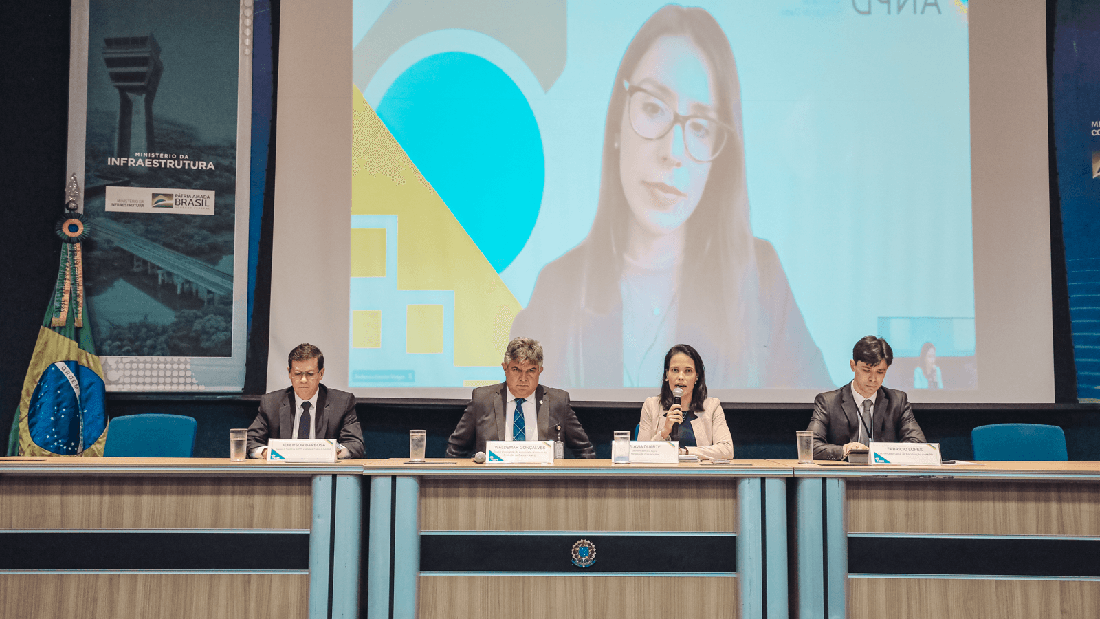 Painel de autoridades da ANPD durante evento sobre proteção de dados, imagem de arquivo
