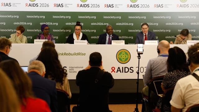 Autoridades durante coletiva de imprensa de abertura da Conferência Internacional de Aids 2026, no Rio de Janeiro