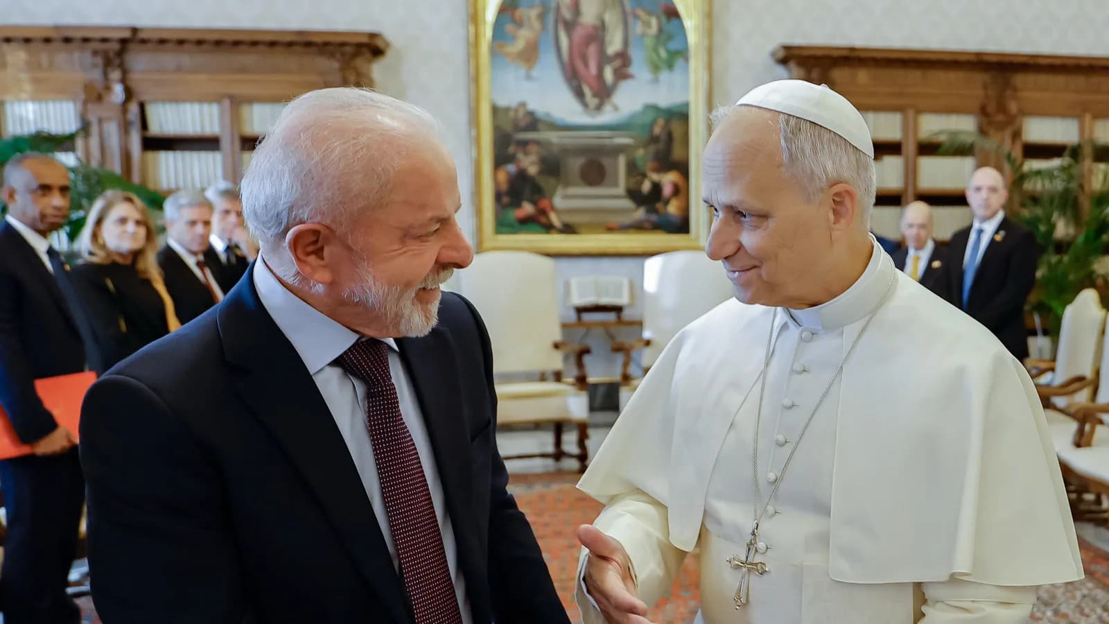 Papa Leão XIV recebe o presidente Lula em audiência no Vaticano