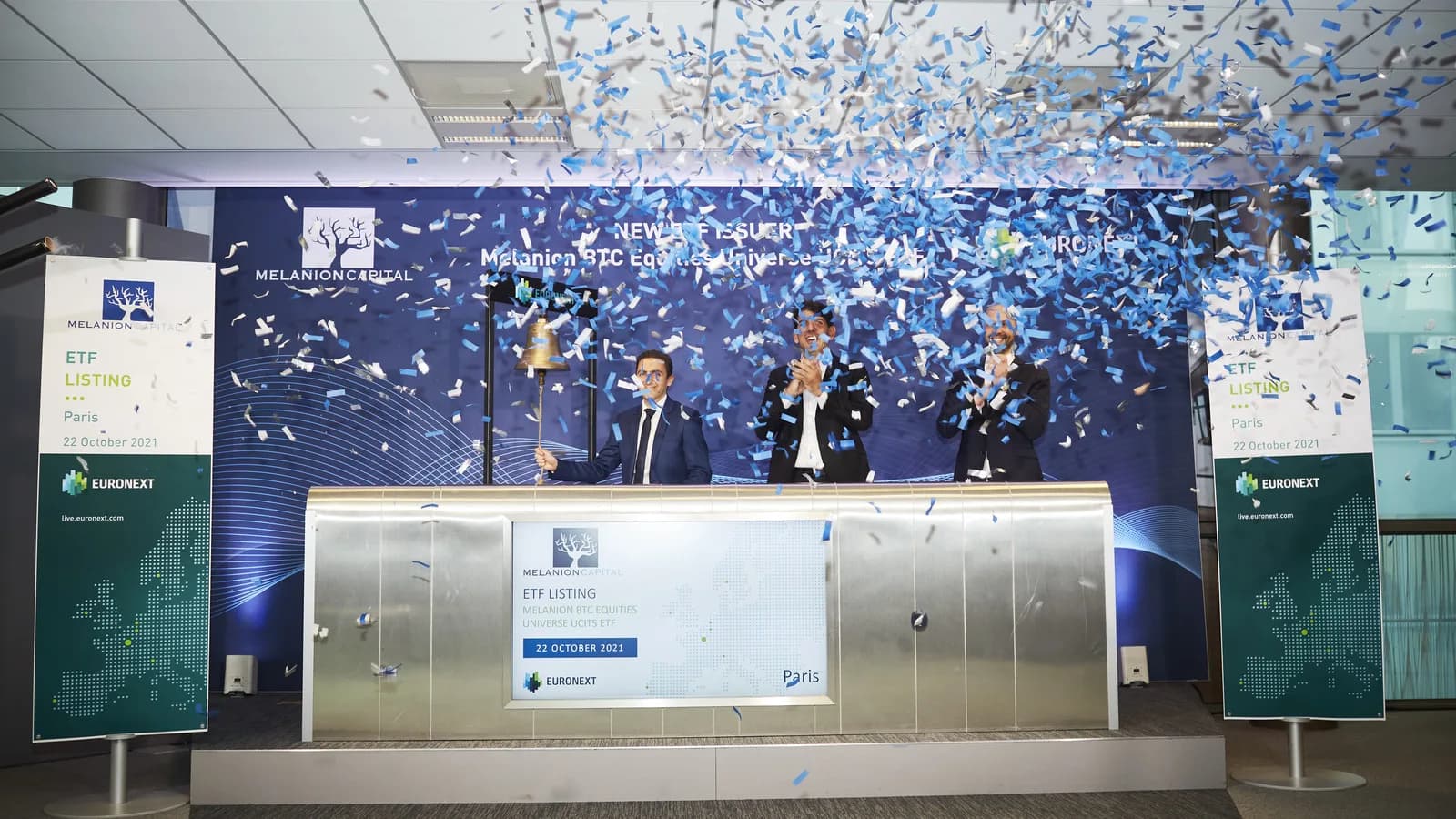 Painel da Euronext, a bolsa de valores de Paris, durante cerimônia de listagem