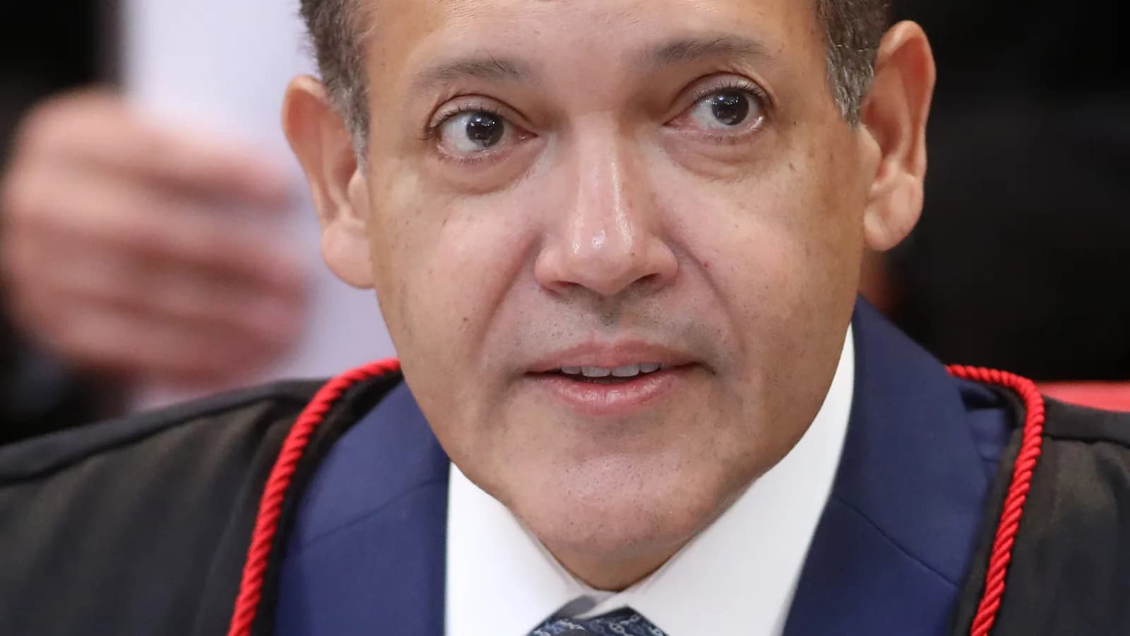 Kassio Nunes Marques aparece em sessão do TSE em foto de arquivo