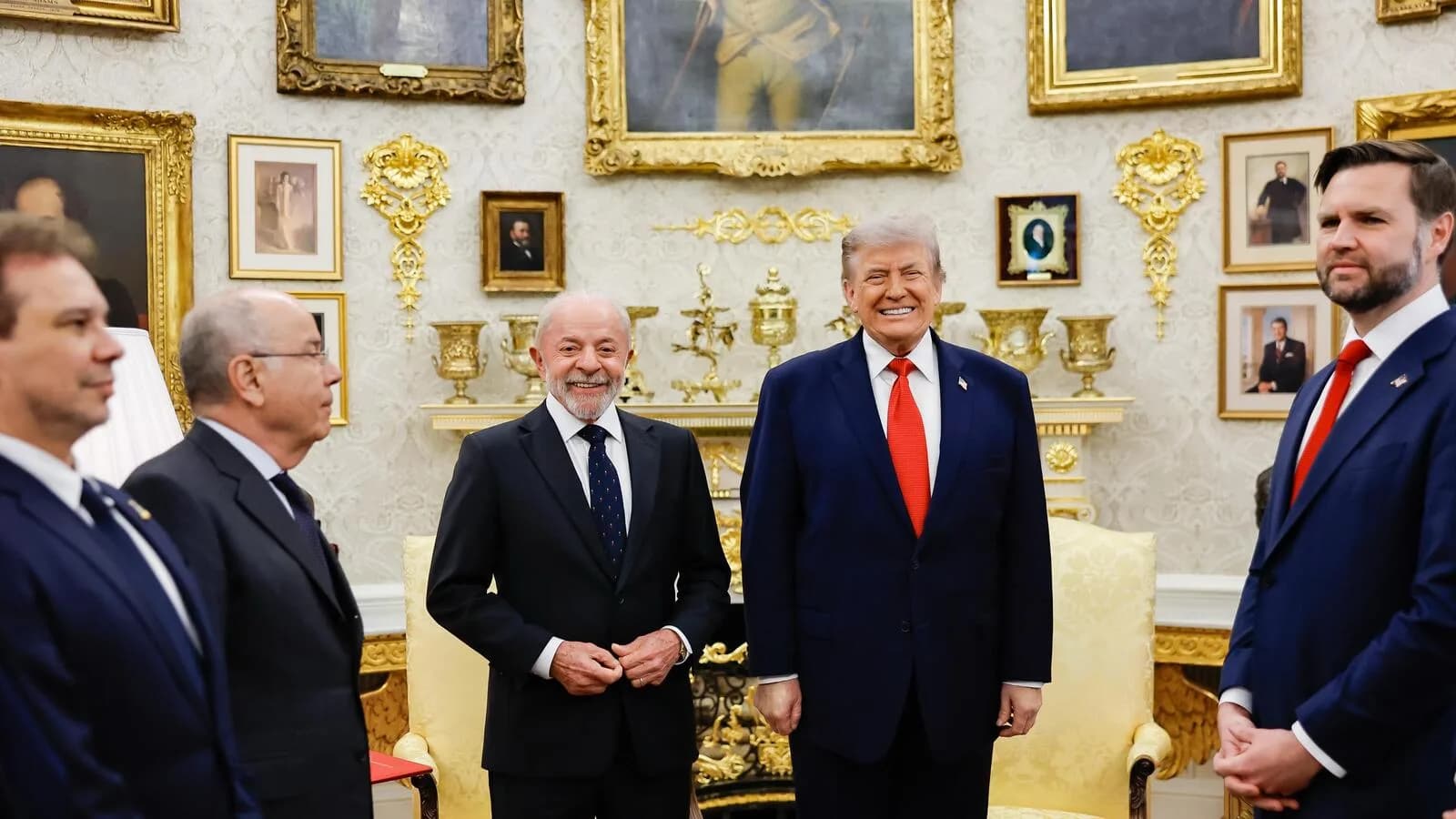 Encontro entre o presidente dos Estados Unidos, Donald Trump, e o presidente do Brasil, Lula, na Casa Branca