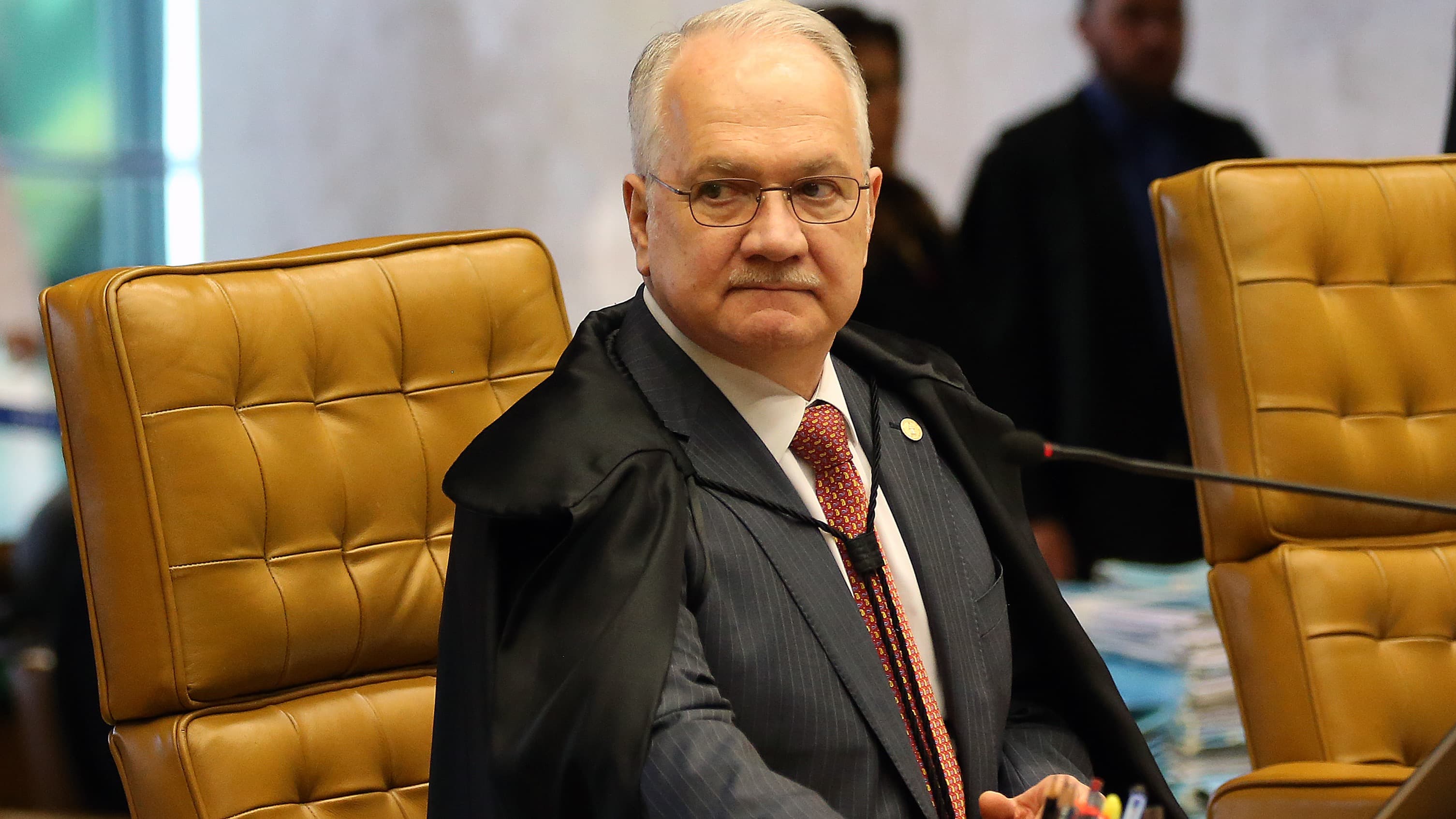 Ministro Edson Fachin durante sessão plenária do STF (foto de arquivo)