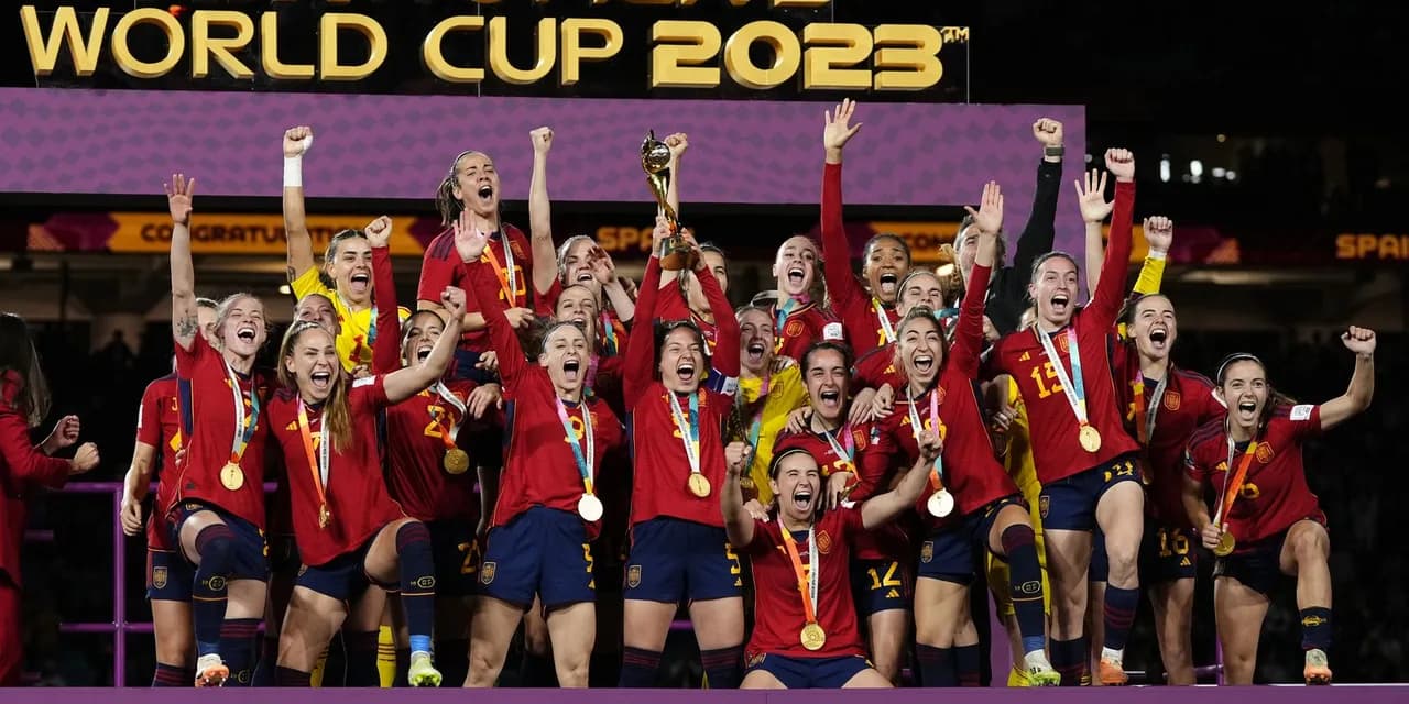 Finalista da Copa masculina, Espanha pode "unificar" títulos mundiais — Assuntos: Copa do Mundo 2026, Futebol Feminino, Espanha
