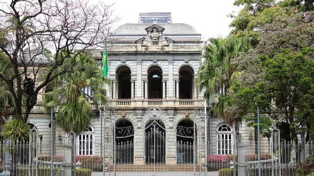 Fachada do Palácio da Liberdade, sede histórica do governo de Minas Gerais, em Belo Horizonte